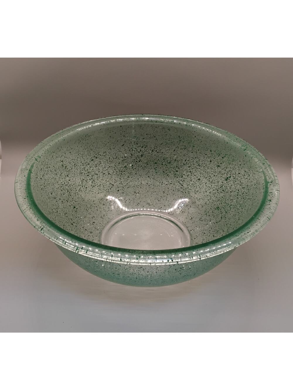 Vintage Pyrex 325 speckled mixing bowl, 2.5L